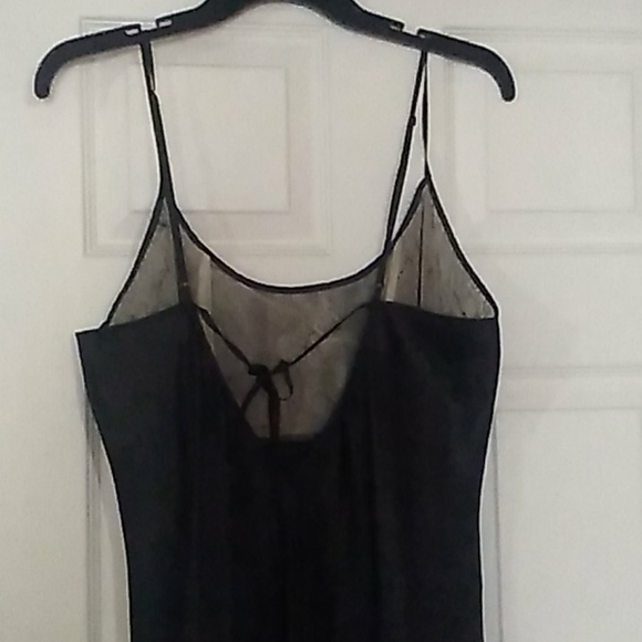 Black lingerie long gown - Picture 3 of 3